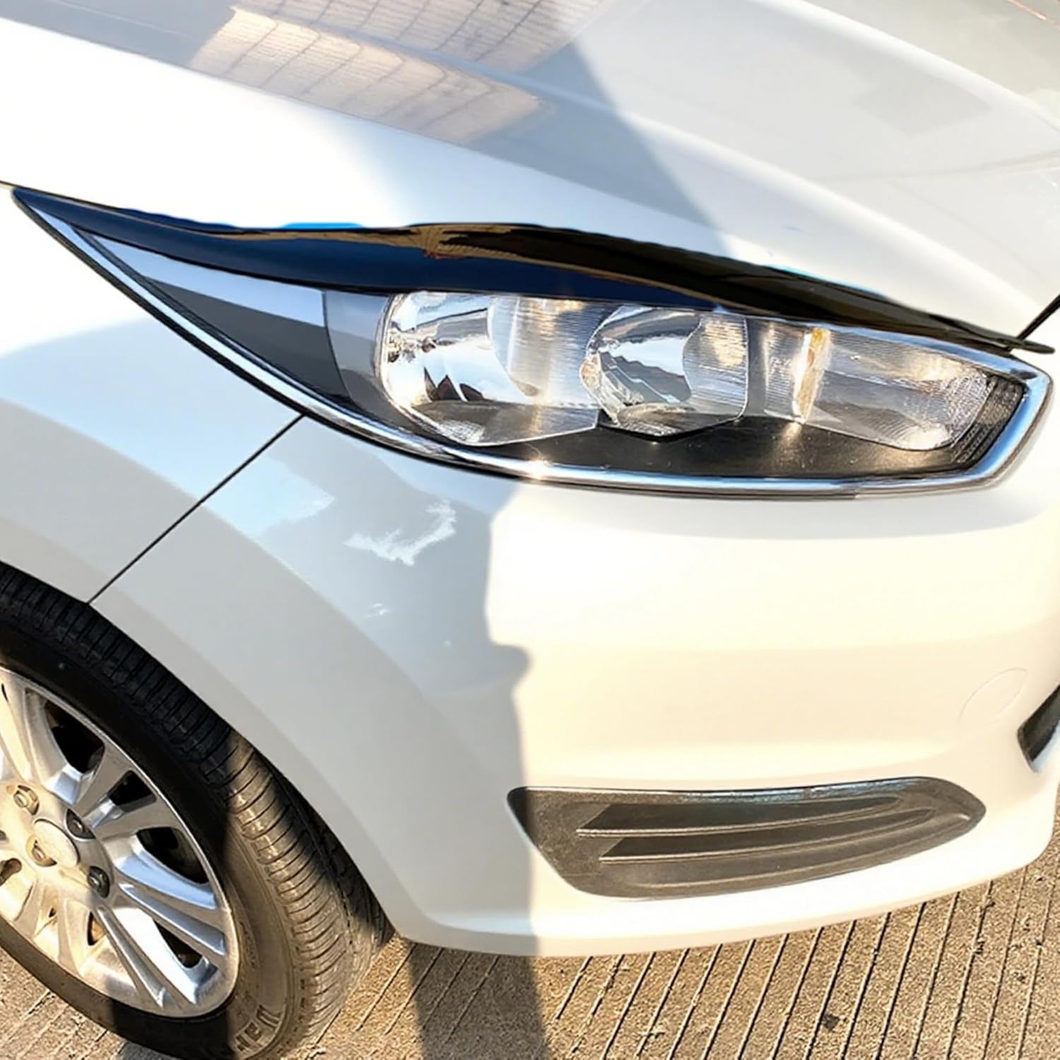 Car Headlight Eyebrow Trim Cover For Ford Fiesta MK7.5, Front Left and Right Headlight Eyebrow Eyelid Cover Trims Gloss Black for Fiesta Mk6.5 MK7.5 2012-2017